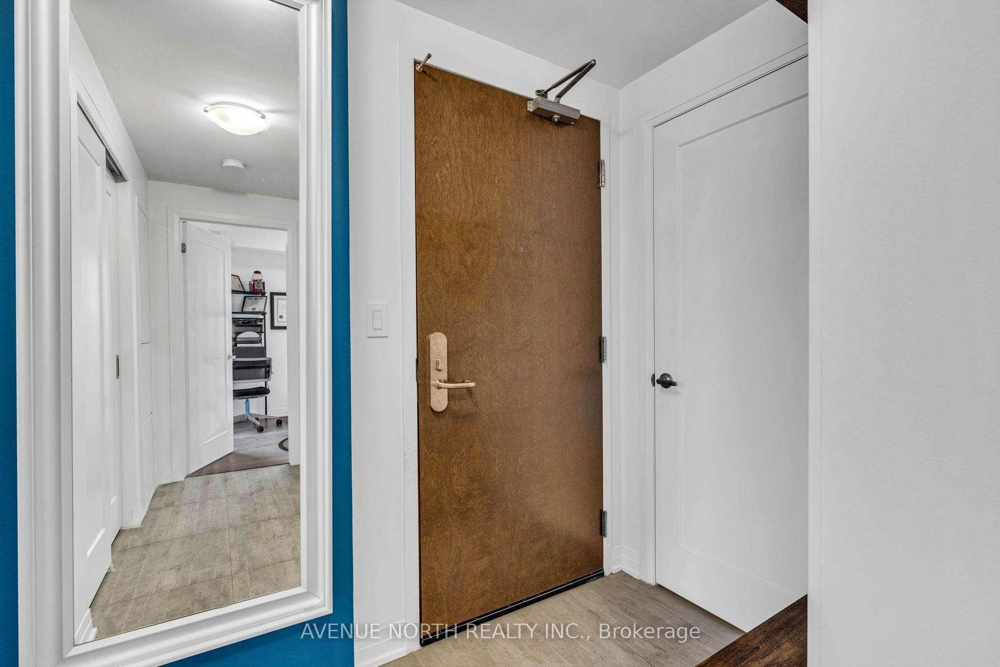 Unit 2001 - 805 carling Avenue, Ottawa 2