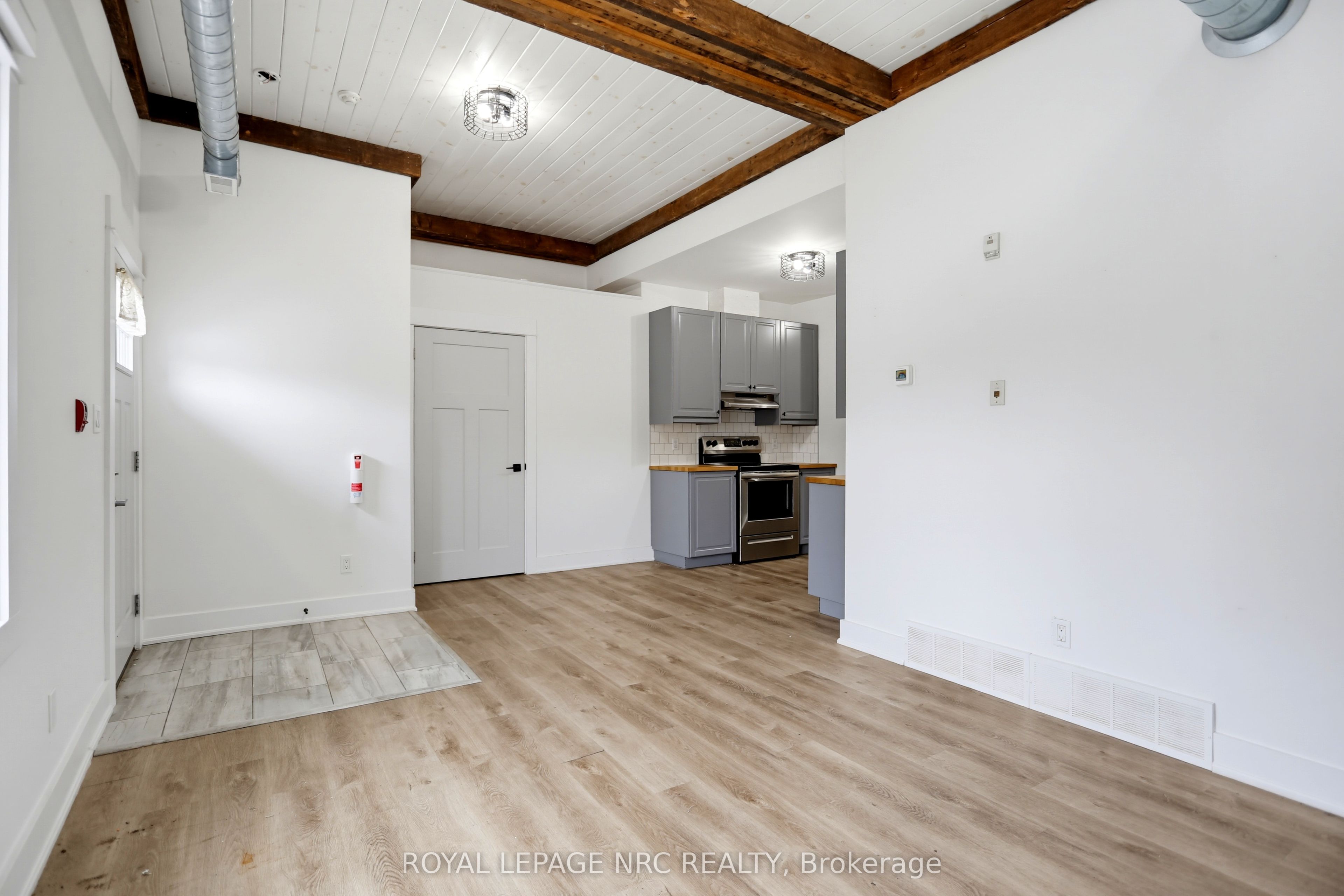 Unit 2 - 3930 Erie Road, Fort Erie 2