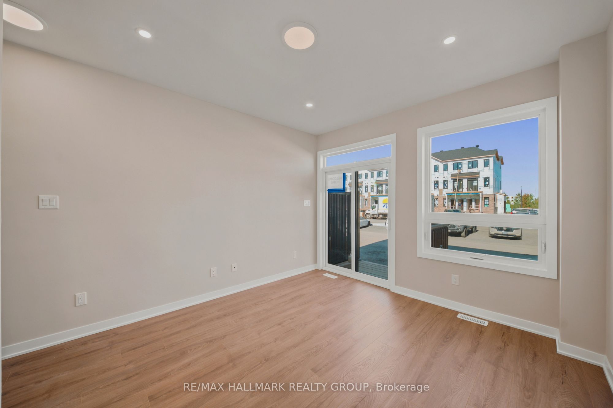 Unit D - 142 Conservancy Drive, Nepean 2