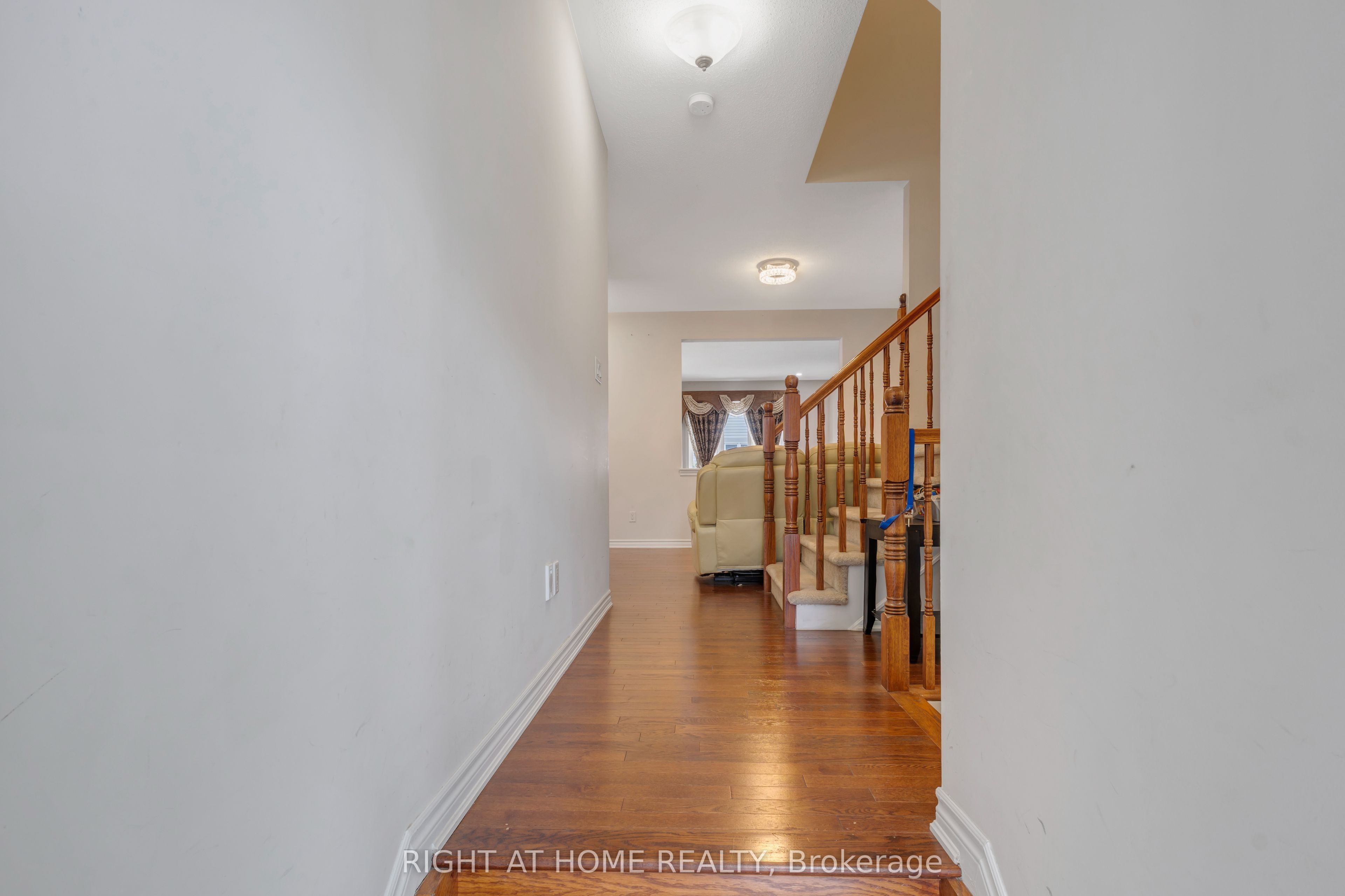 209 Rivertree Street, Kanata 5