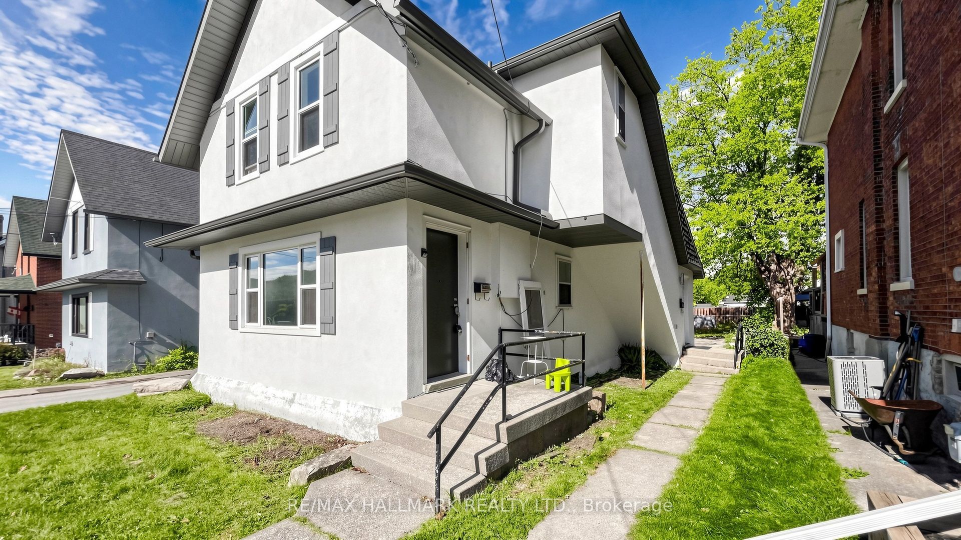 86 Queen Street, Kawartha Lakes 4