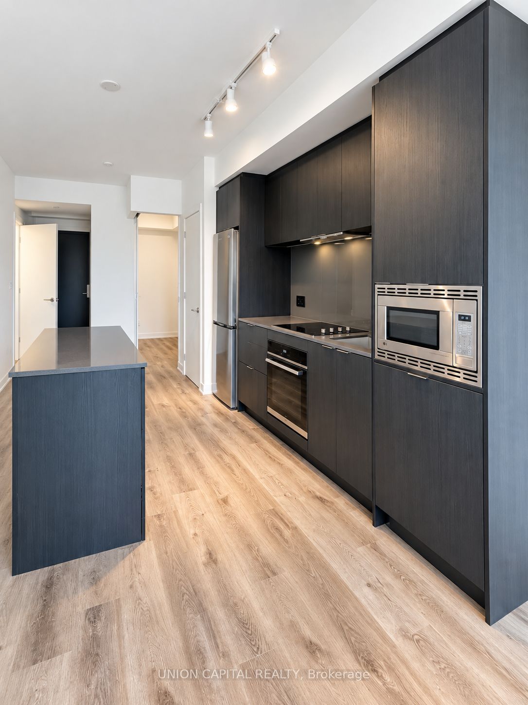 Unit 618 - 101 John Street N, Hamilton 2