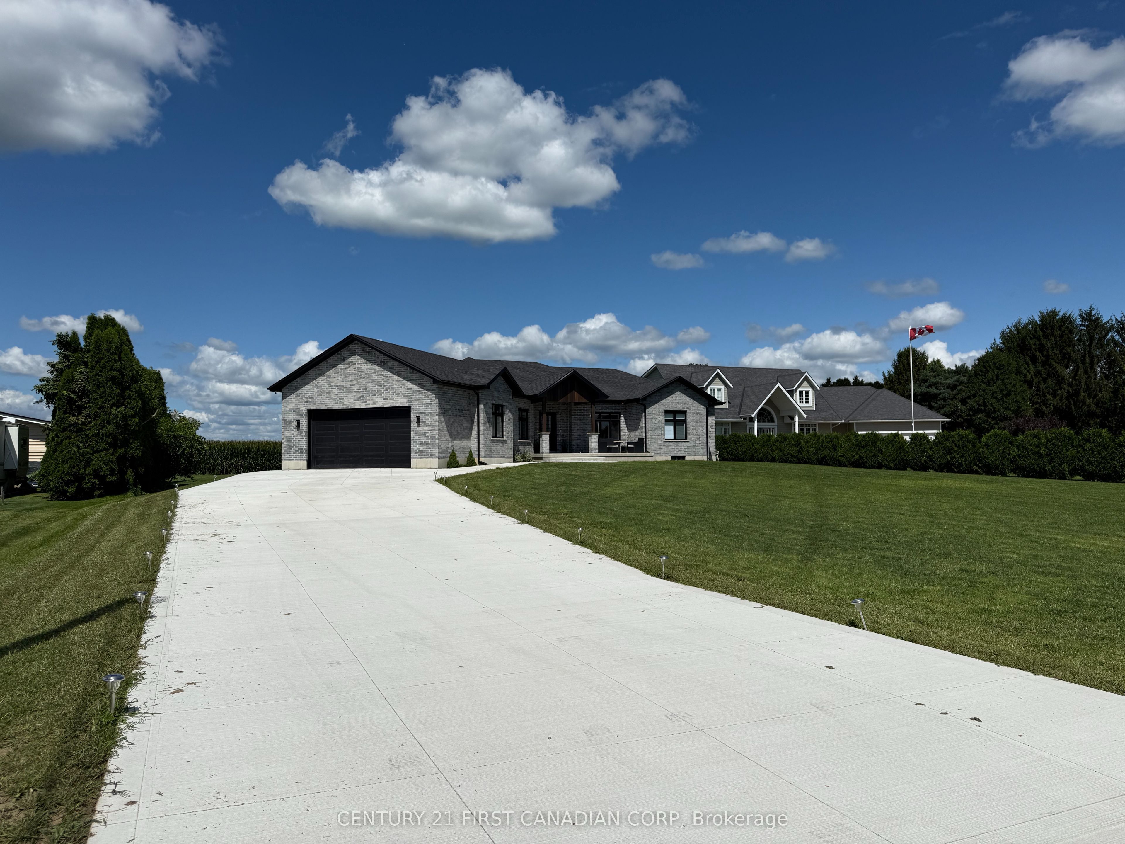 22664 Queens Line, West Elgin 2