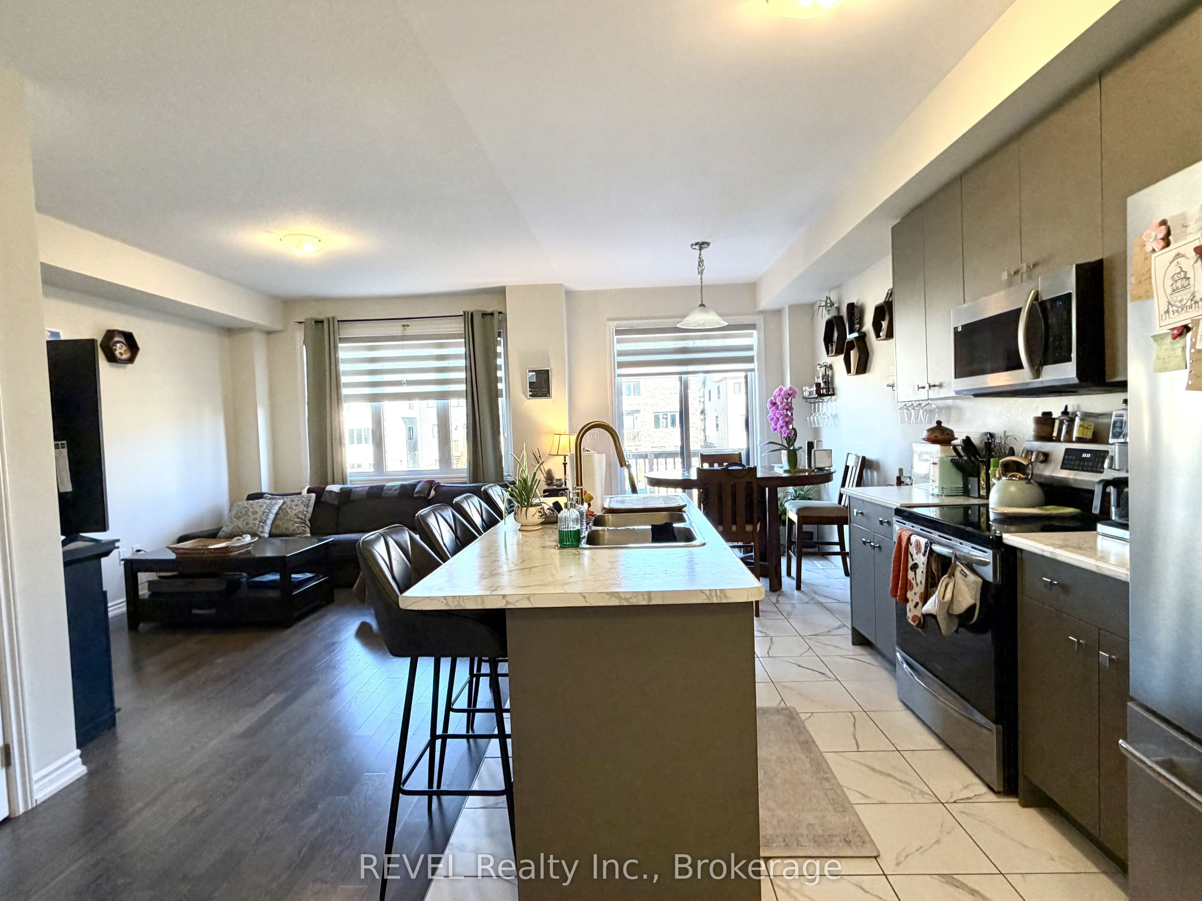 35 Vanilla Trail, Thorold 3