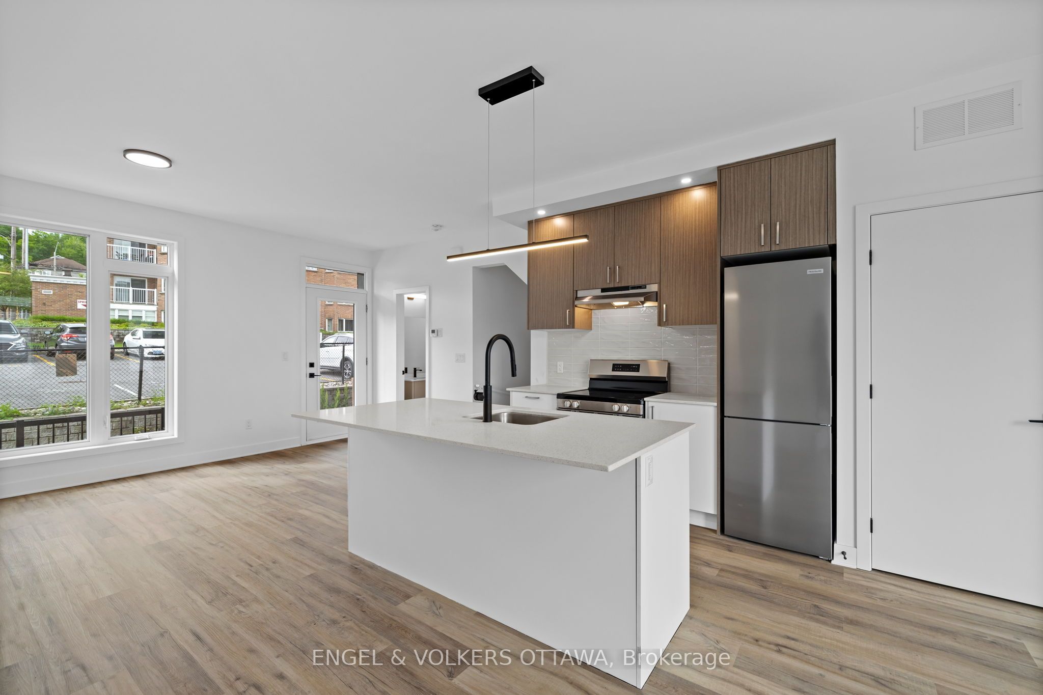 Unit D - 1258 Marenger Street, Orleans-Gloucester 5
