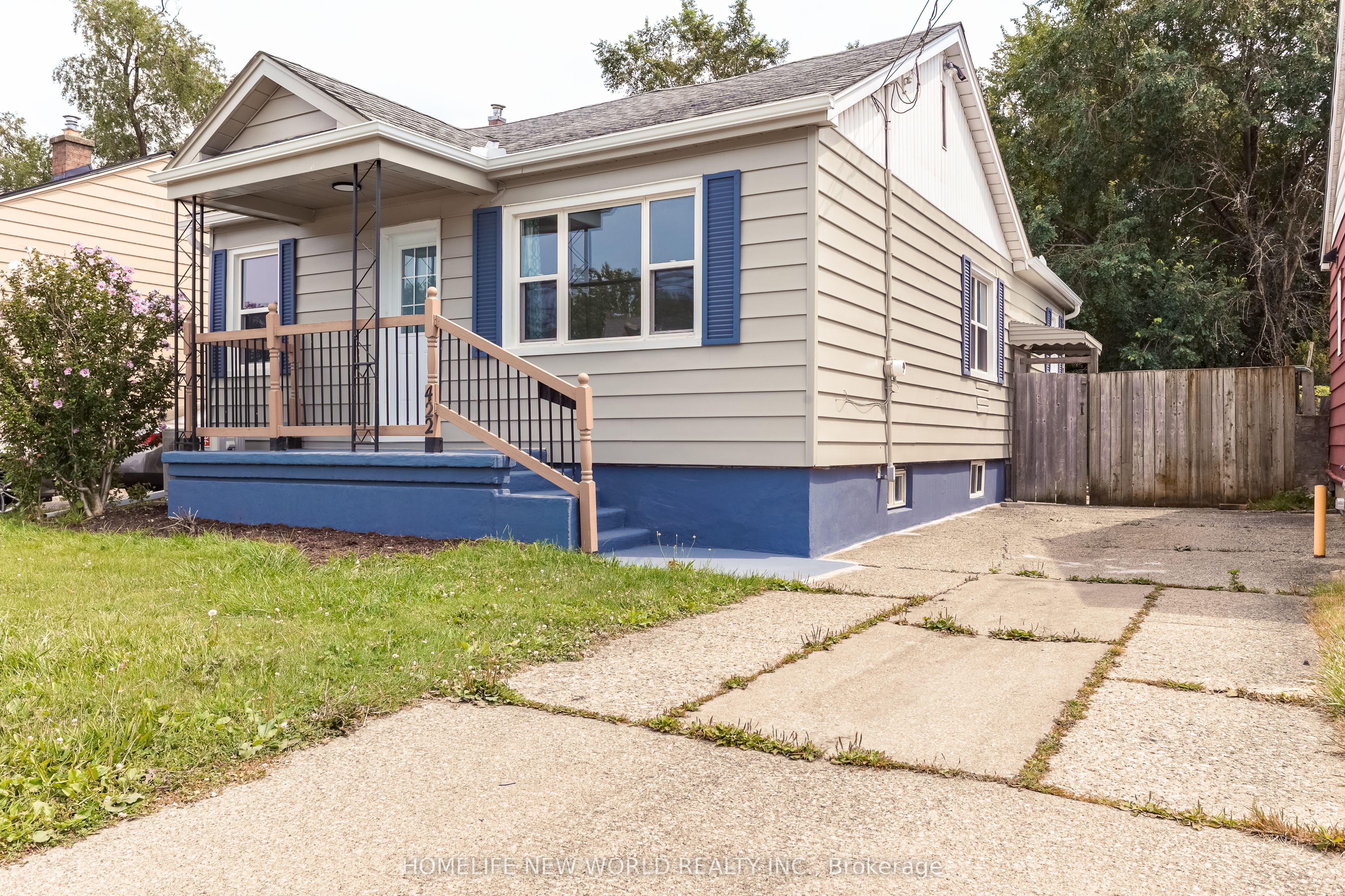 422 Welland Avenue, St. Catharines 2