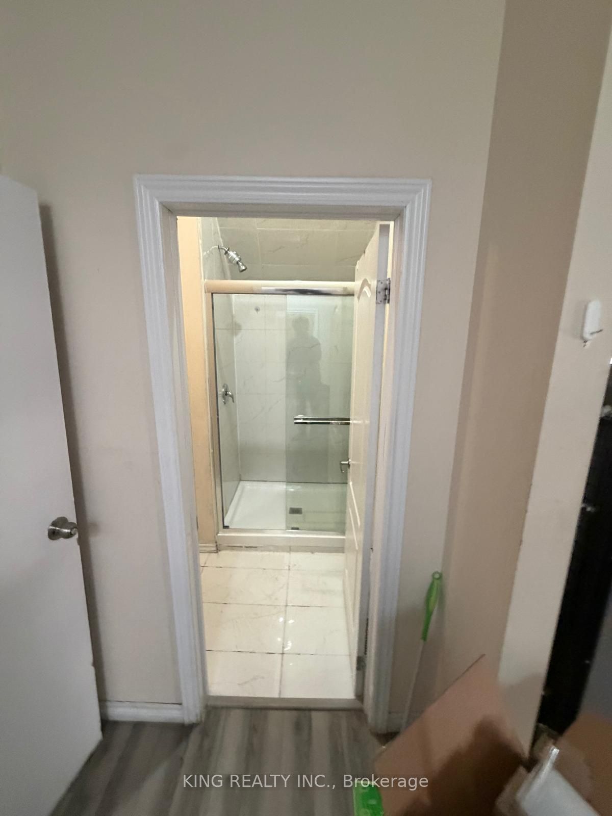 Unit UPPER - 544 Dundas Street E, London 2