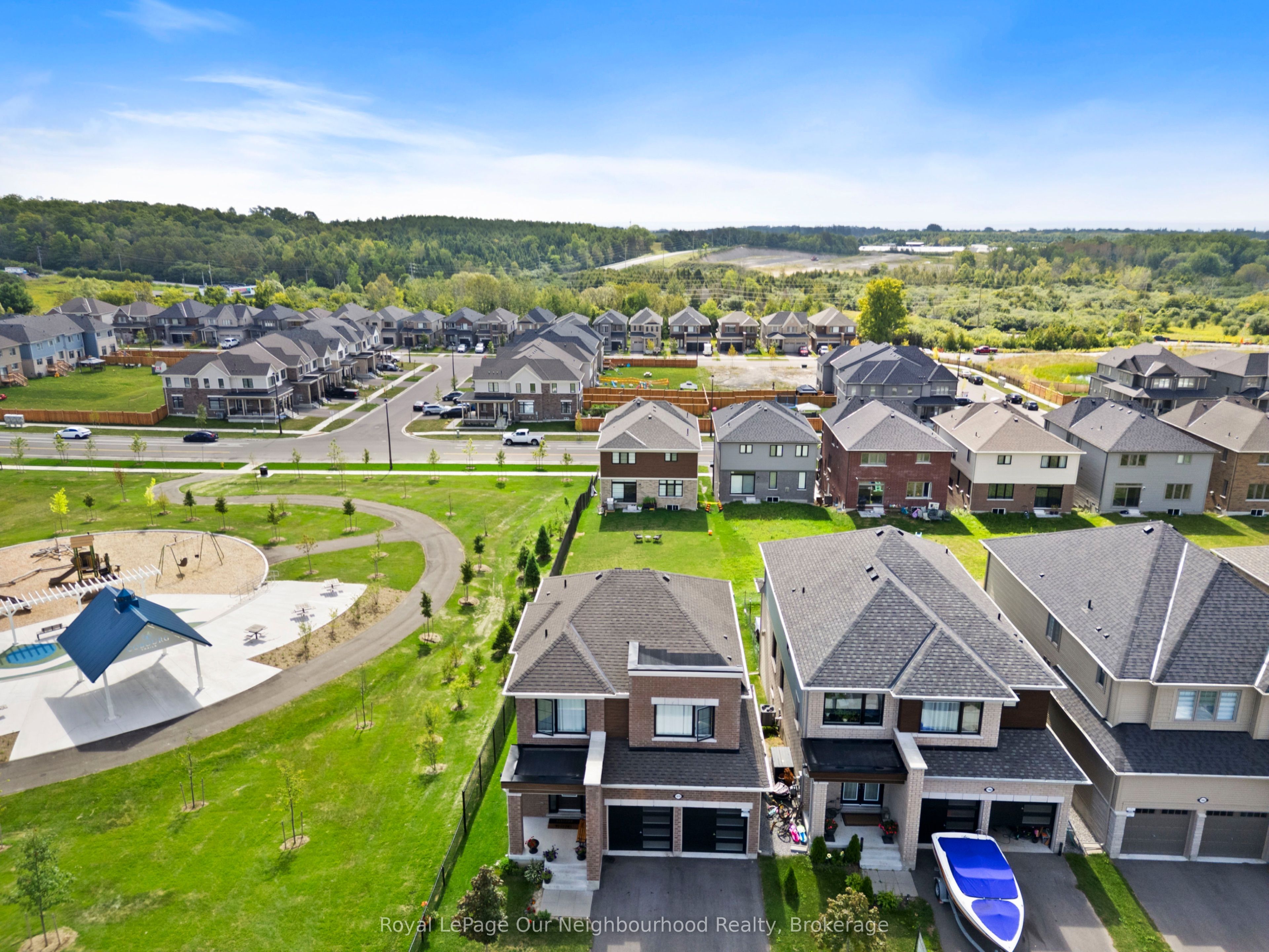 Unit Main & 2nd - 1070 Denton Drive, Cobourg 3