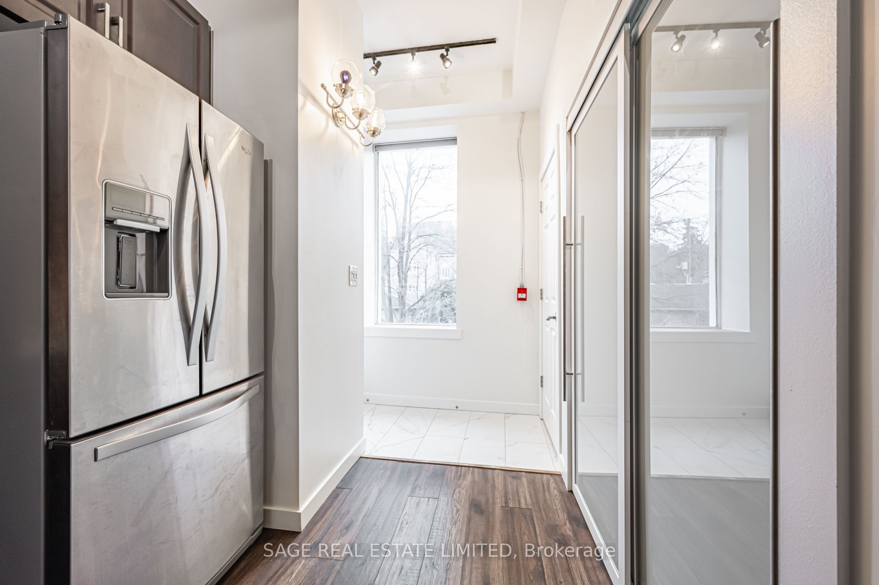 Unit 8 - 14 Cross Street, Dundas 3