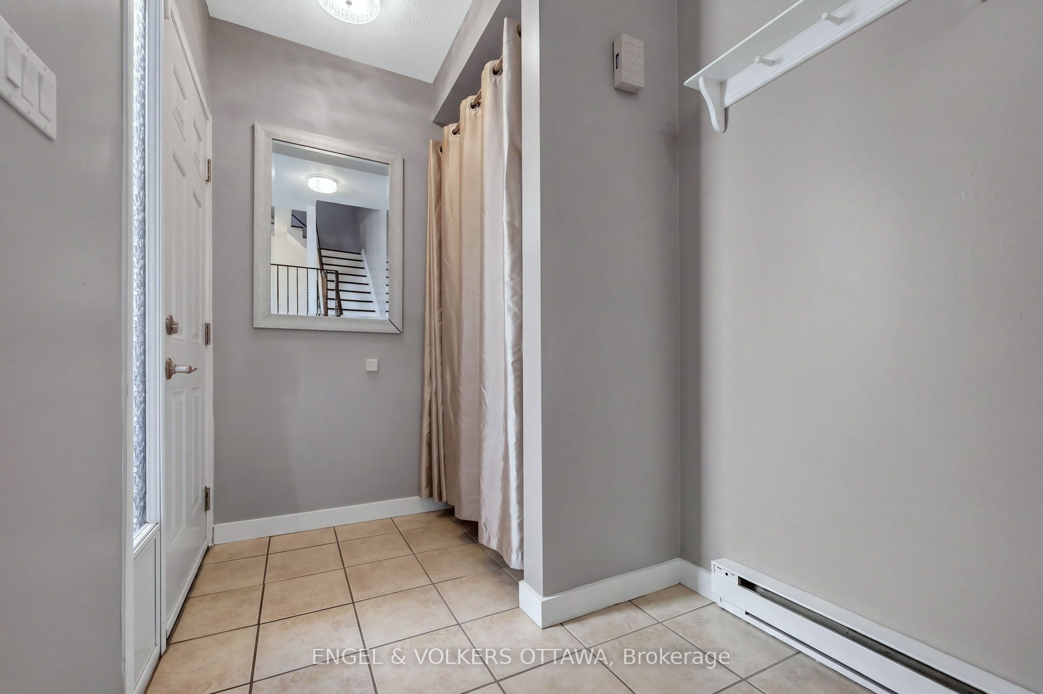 Unit B - 29 Woodvale Green Drive, Nepean 4